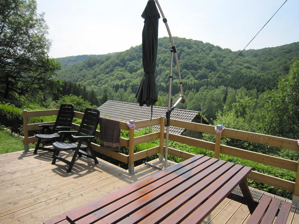 Cottage With A Terrace And A View Of The Valley Евай Екстер'єр фото